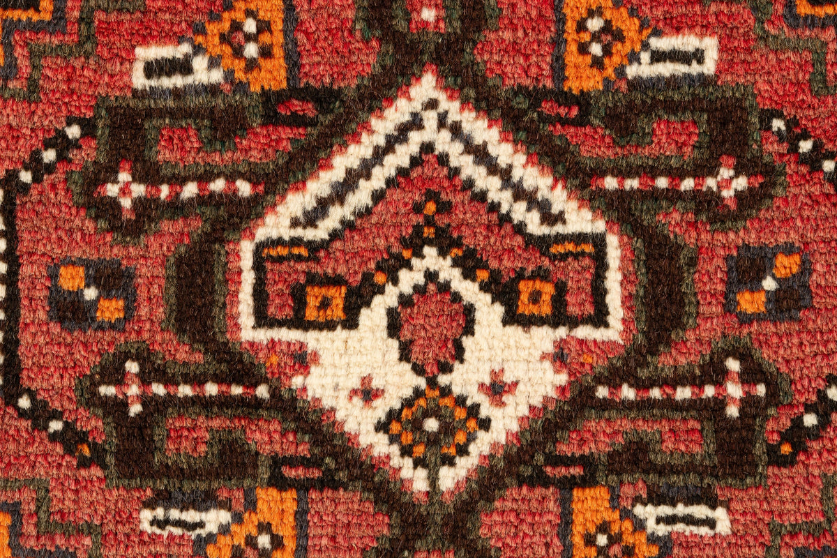 128 x 82 Shiraz
