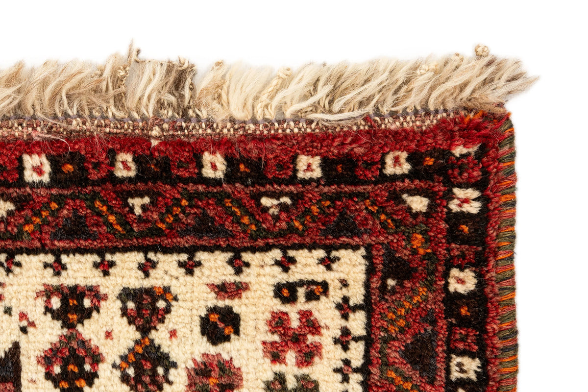 128 x 82 Shiraz