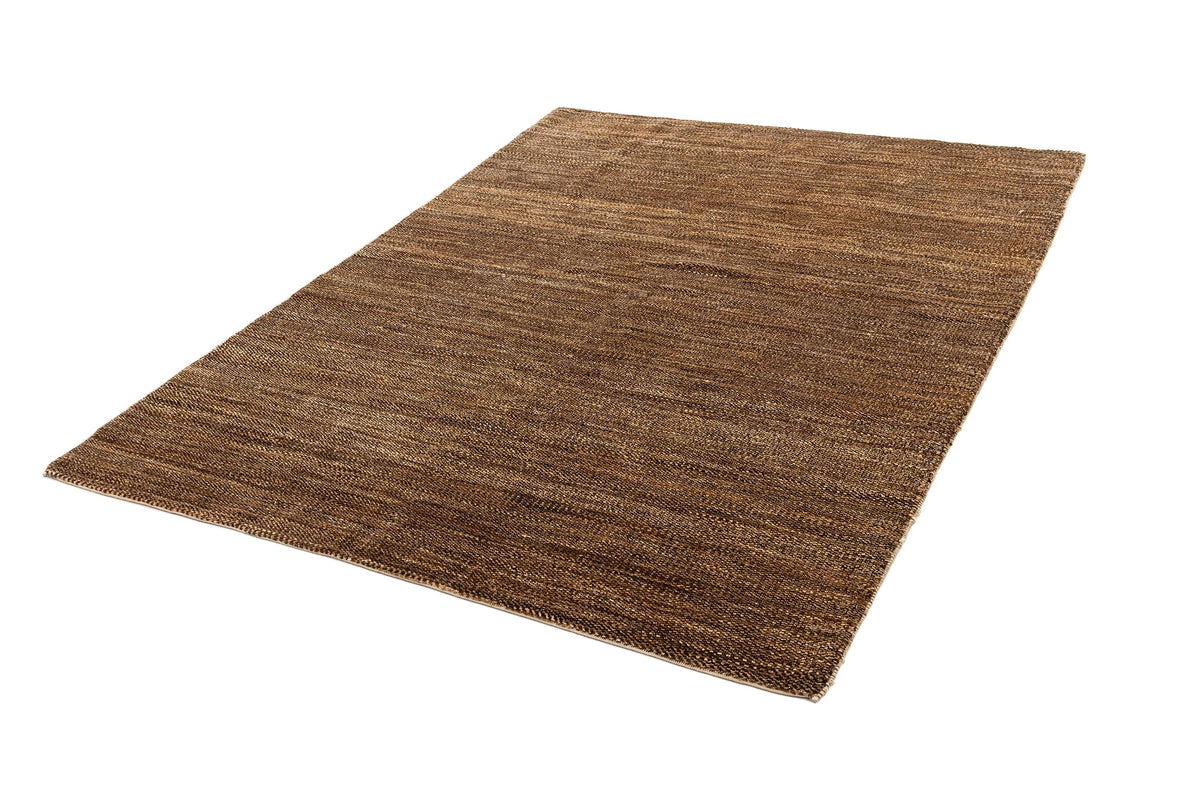 235 x 172 Juma