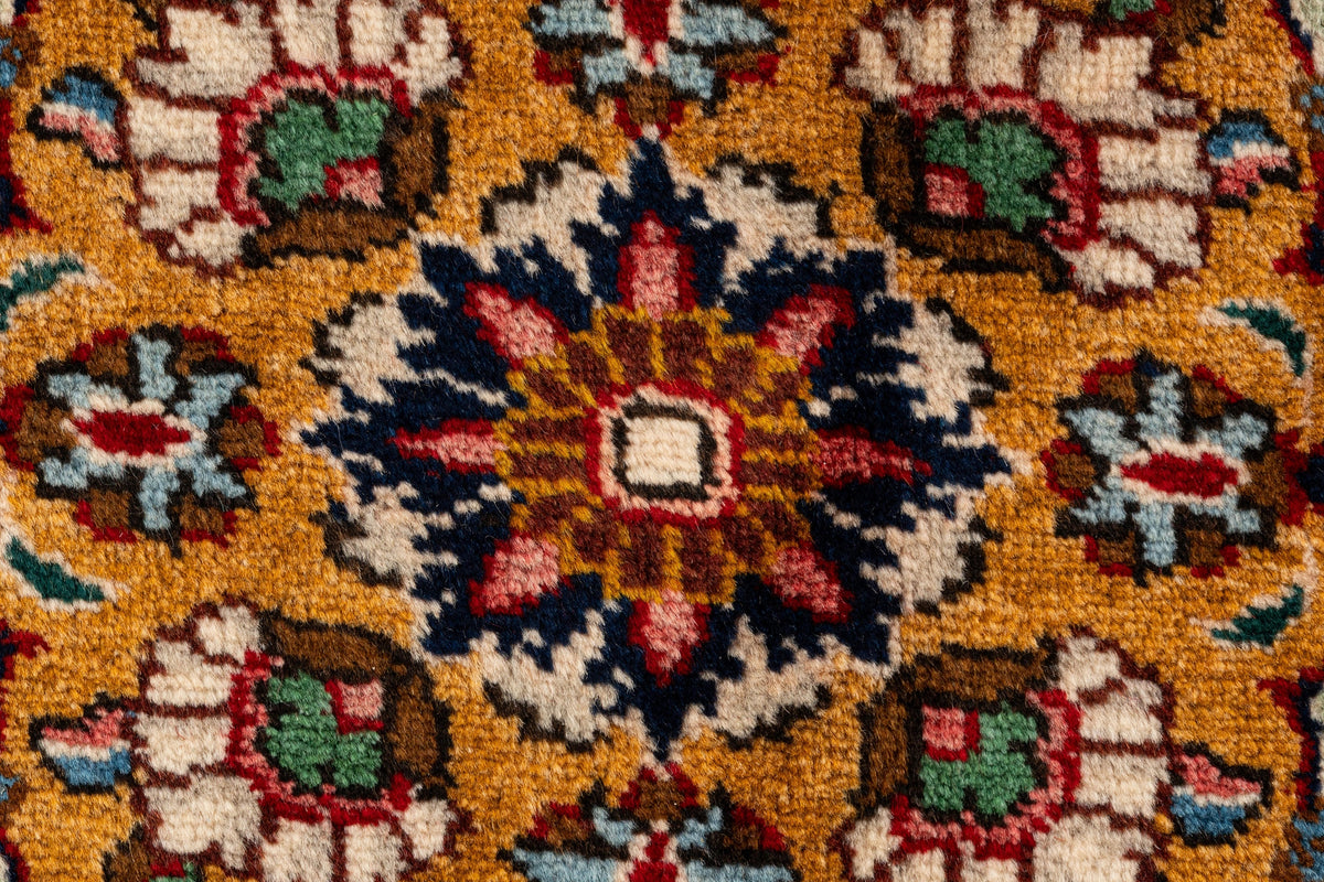 475 x 297 Täbriz