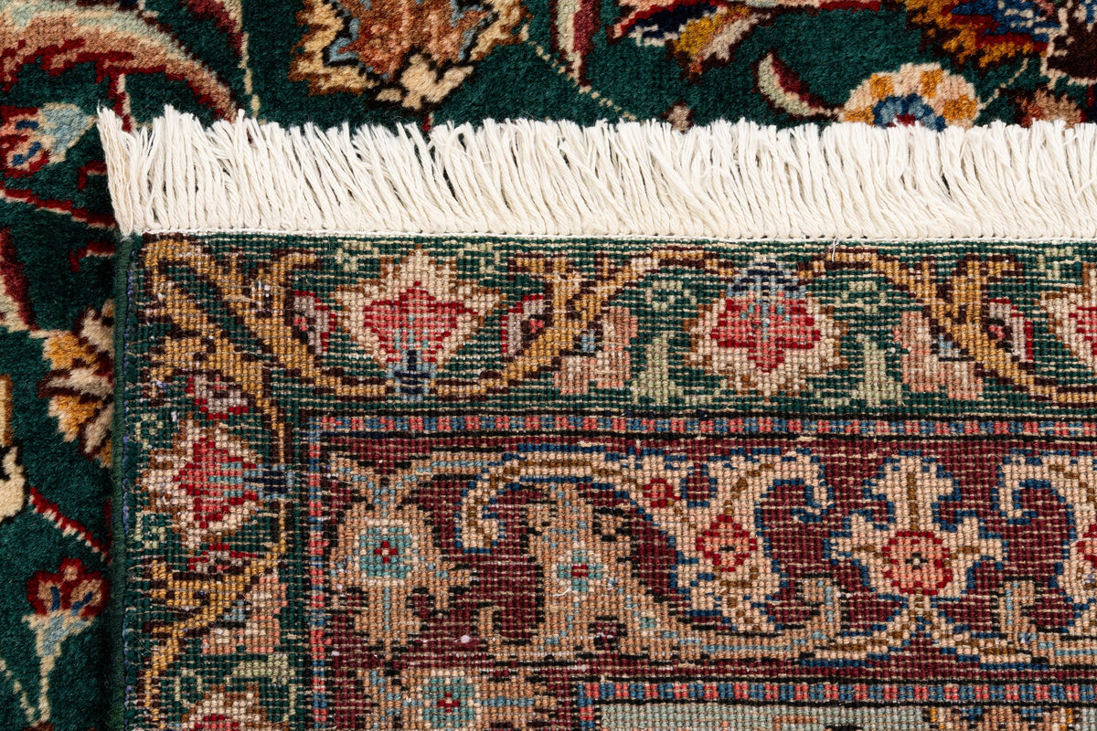 475 x 297 Täbriz