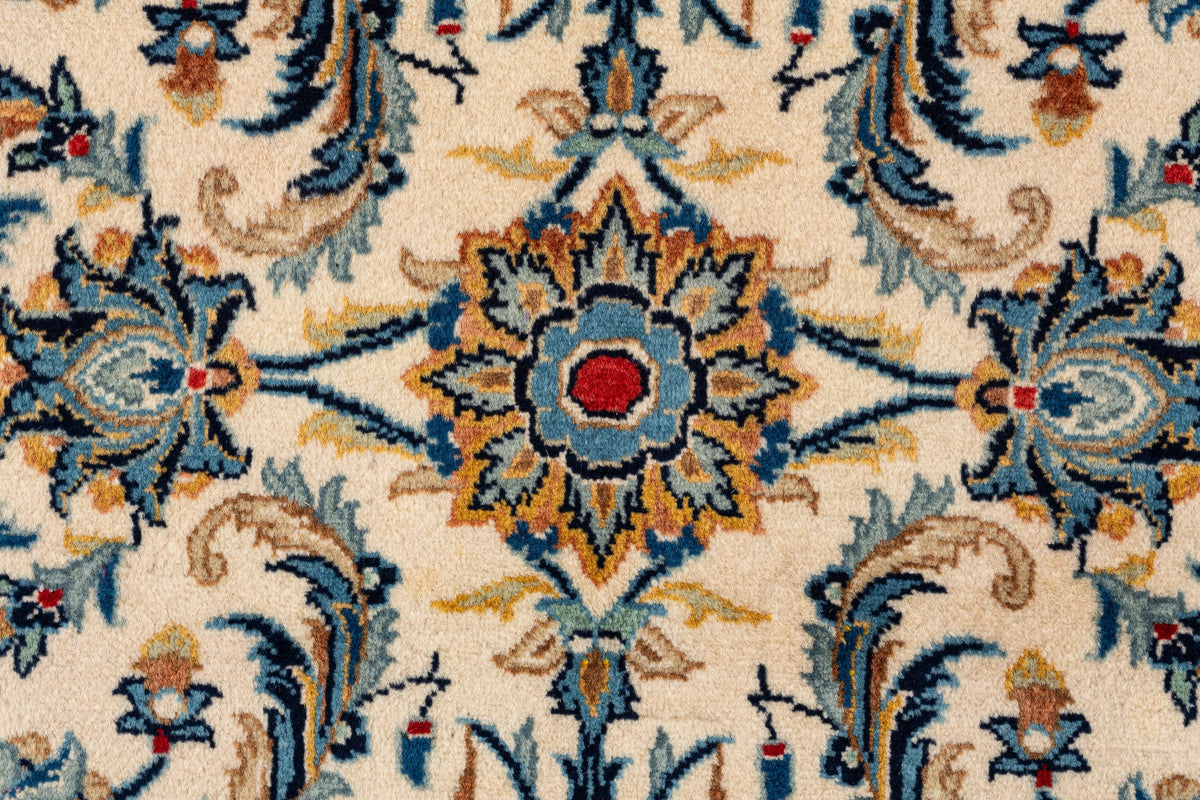 375 x 246 Keshan