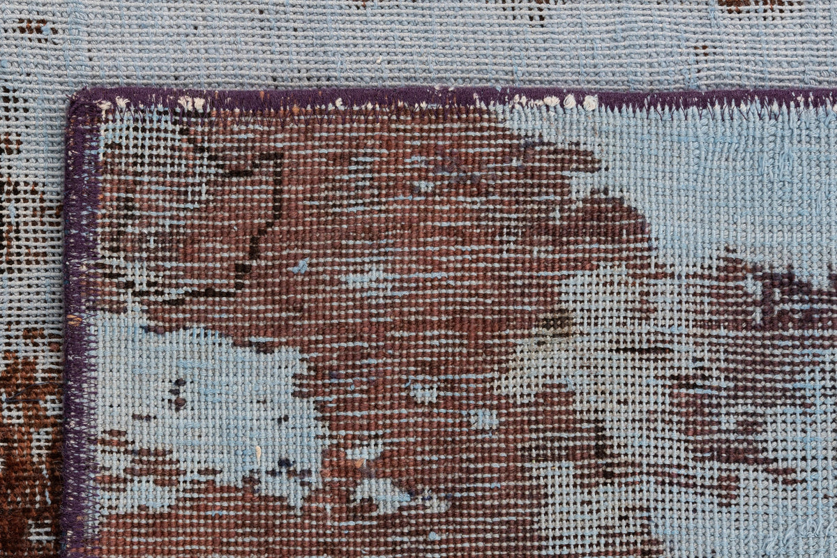 139 x 123 Vintage Royal