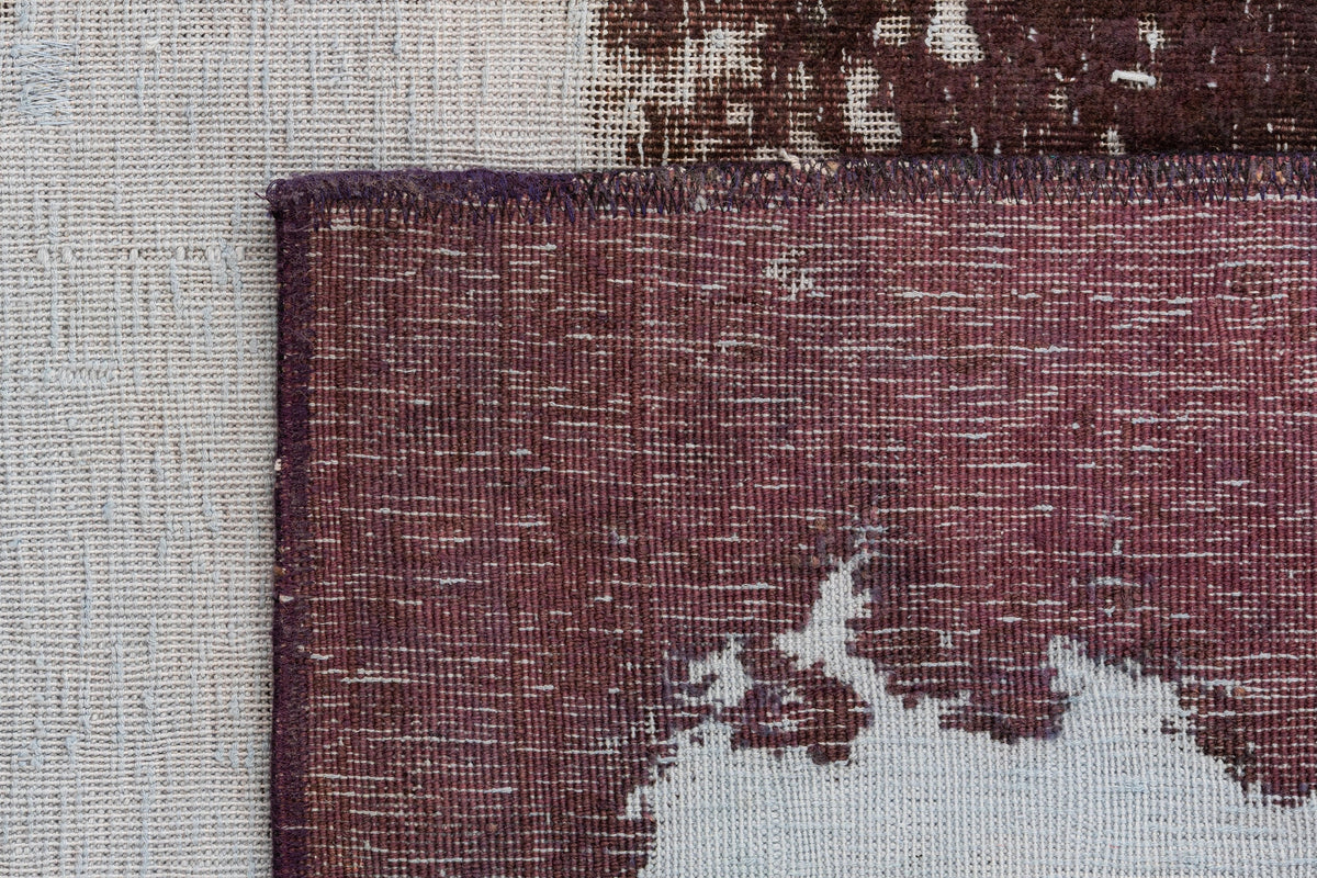 185 x 112 Vintage Royal