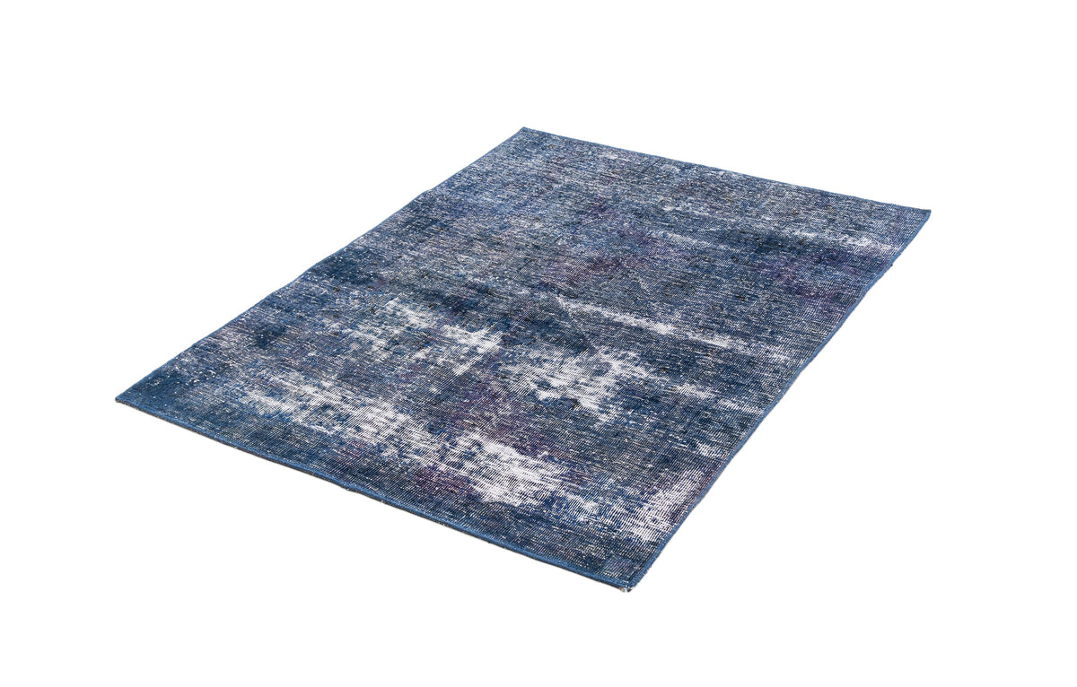 156 x 114 Vintage Royal