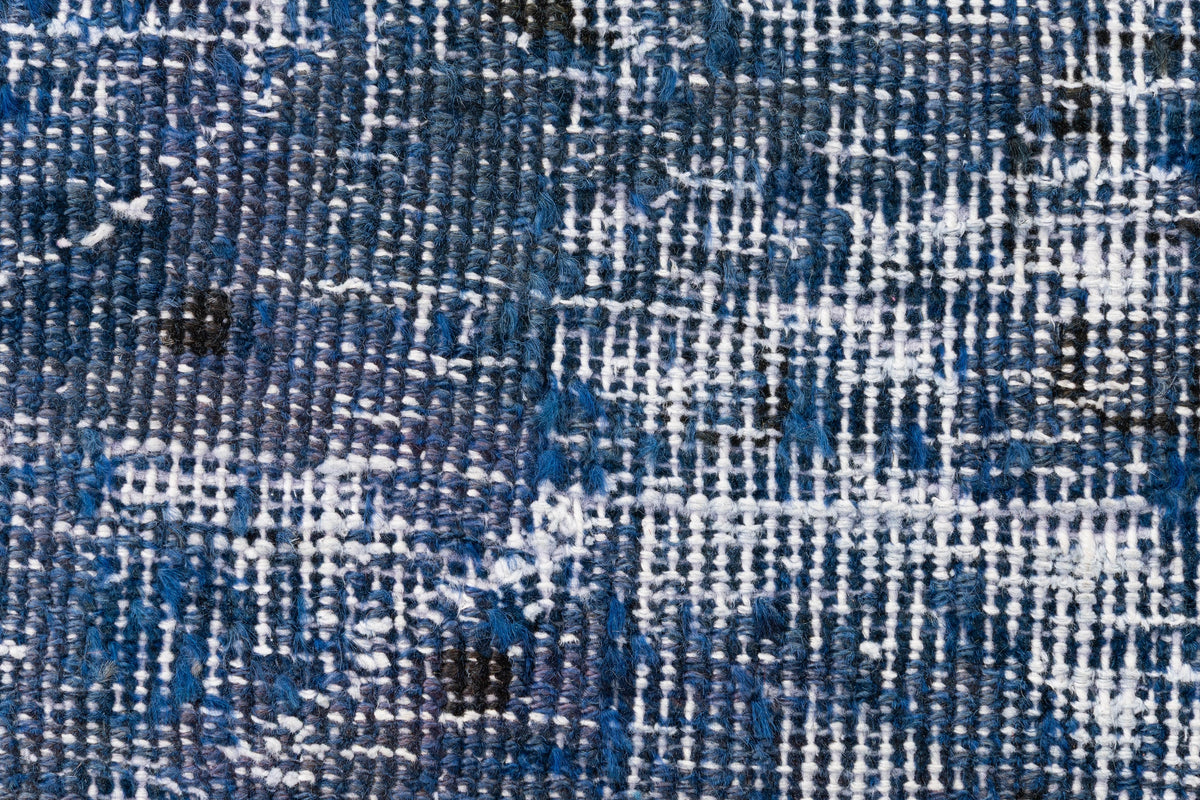 156 x 114 Vintage Royal