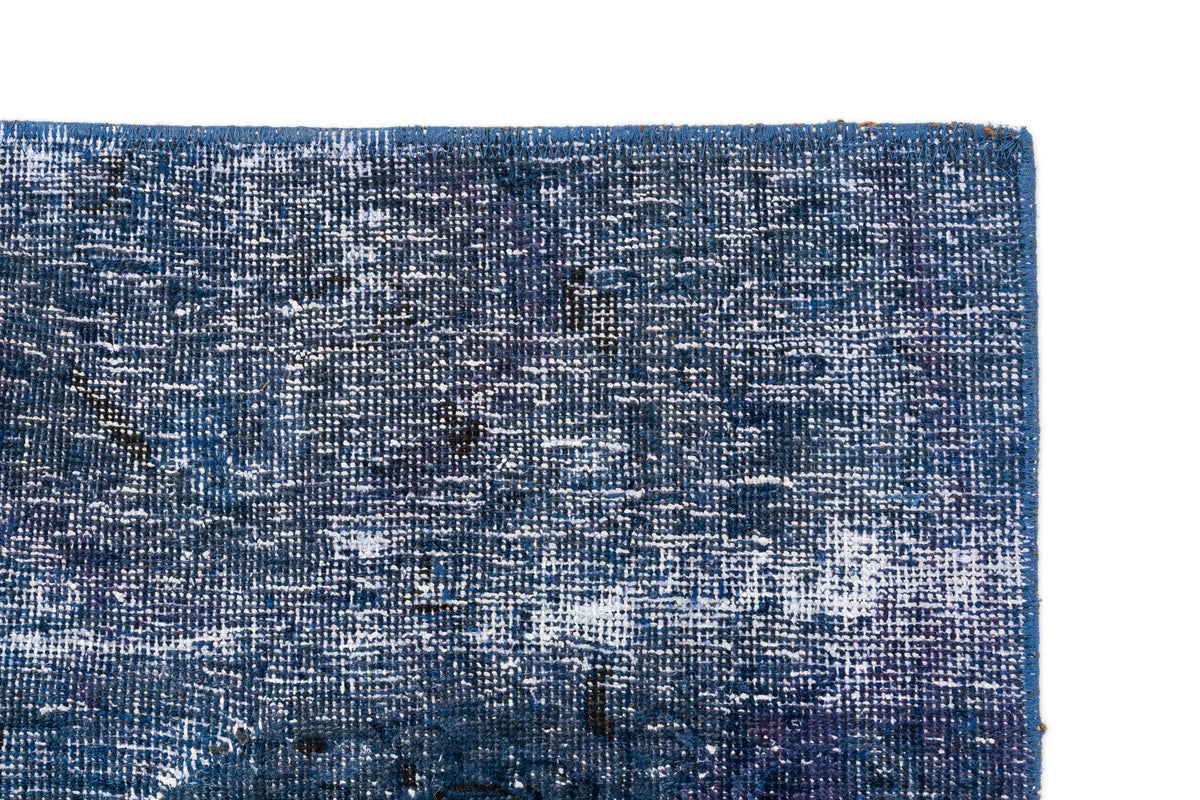 156 x 114 Vintage Royal