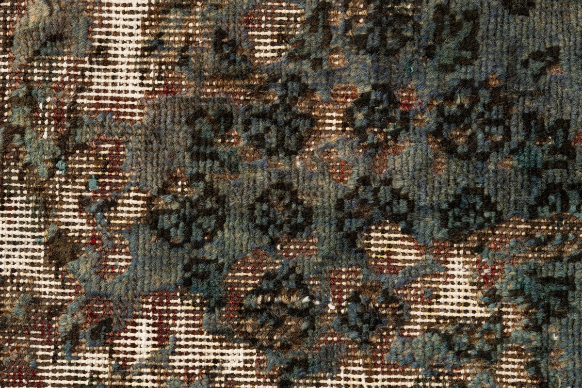 194 x 140 Vintage Royal
