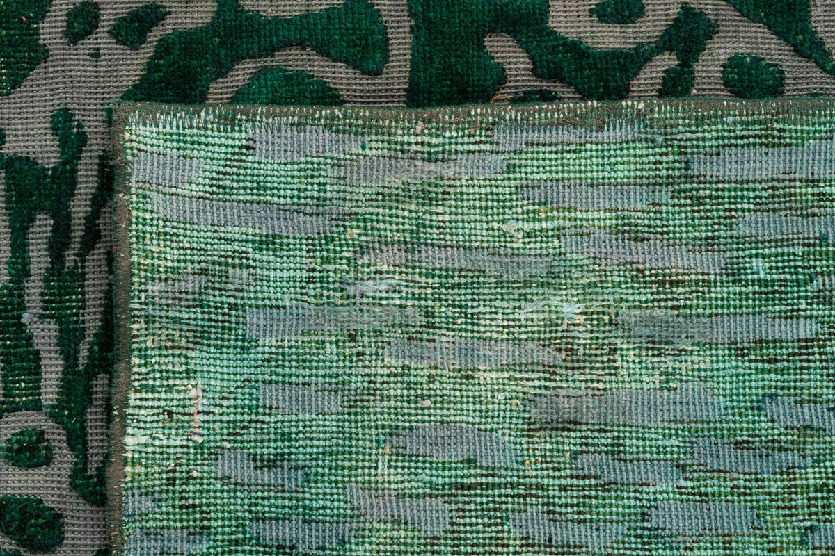 249 x 154 Vintage Royal