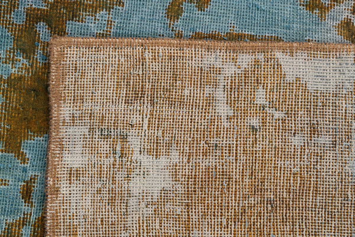 215 x 154 Vintage Royal