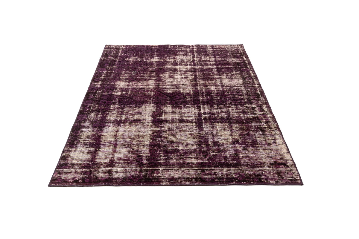 223 x 147 Vintage Royal