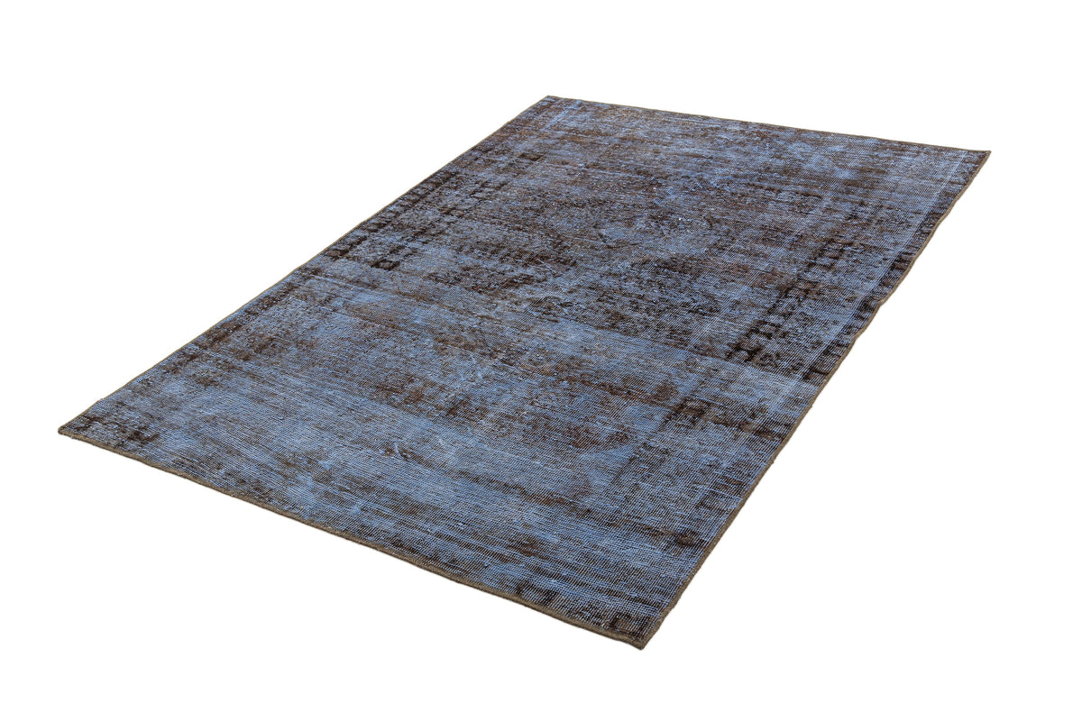 209 x 147 Vintage Royal