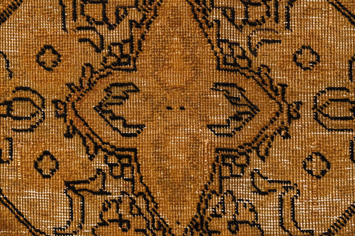 284 x 205 Vintage Royal