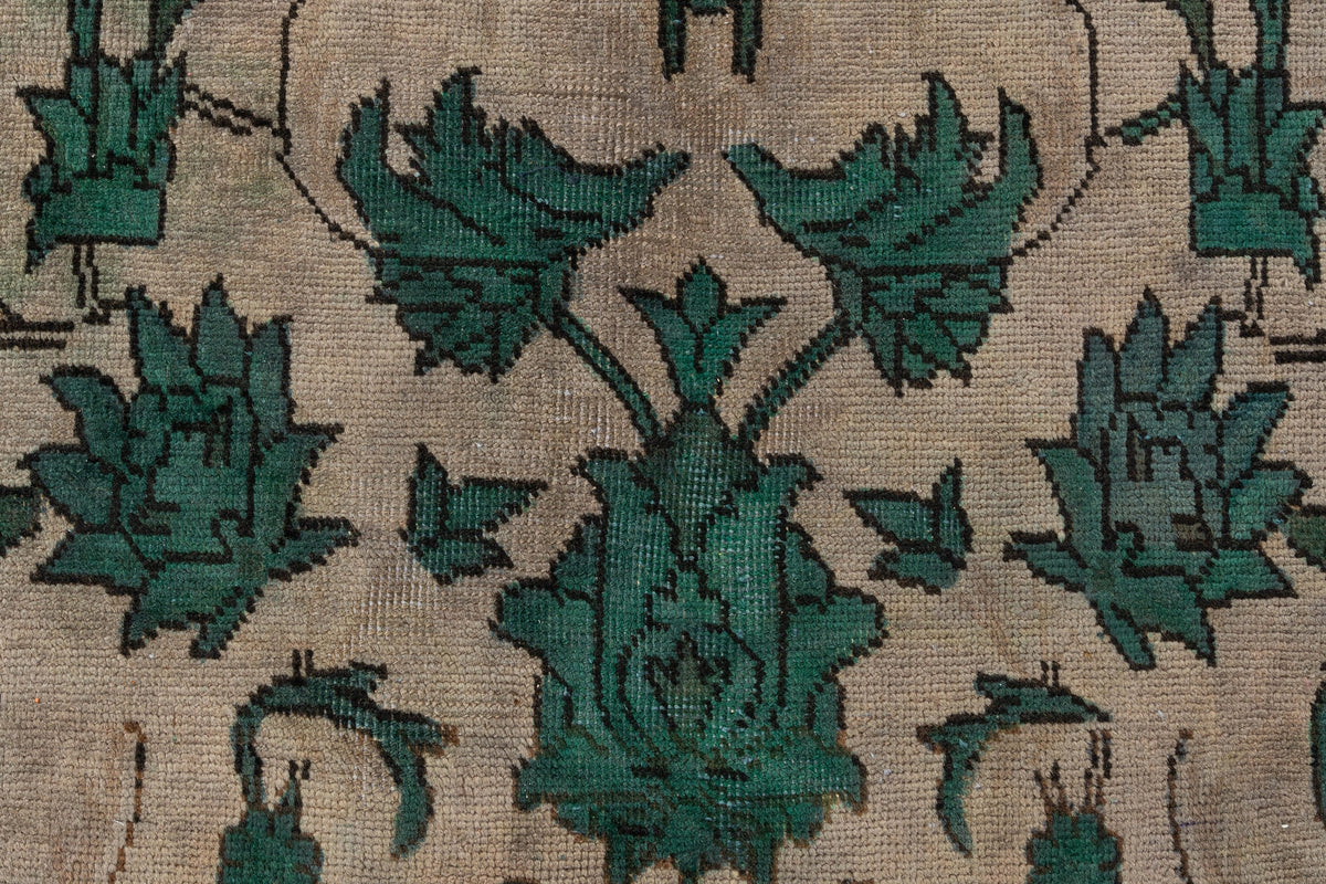298 x 233 Vintage Royal
