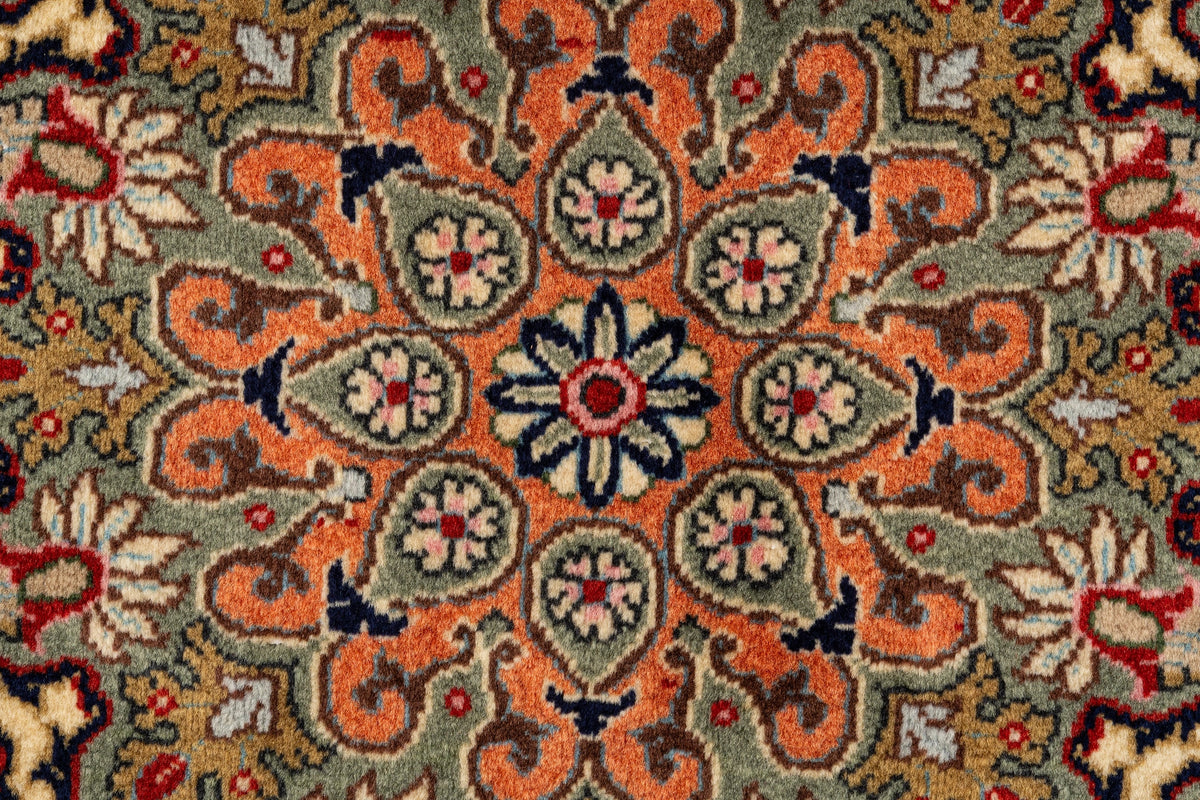 360 x 257 Ghom