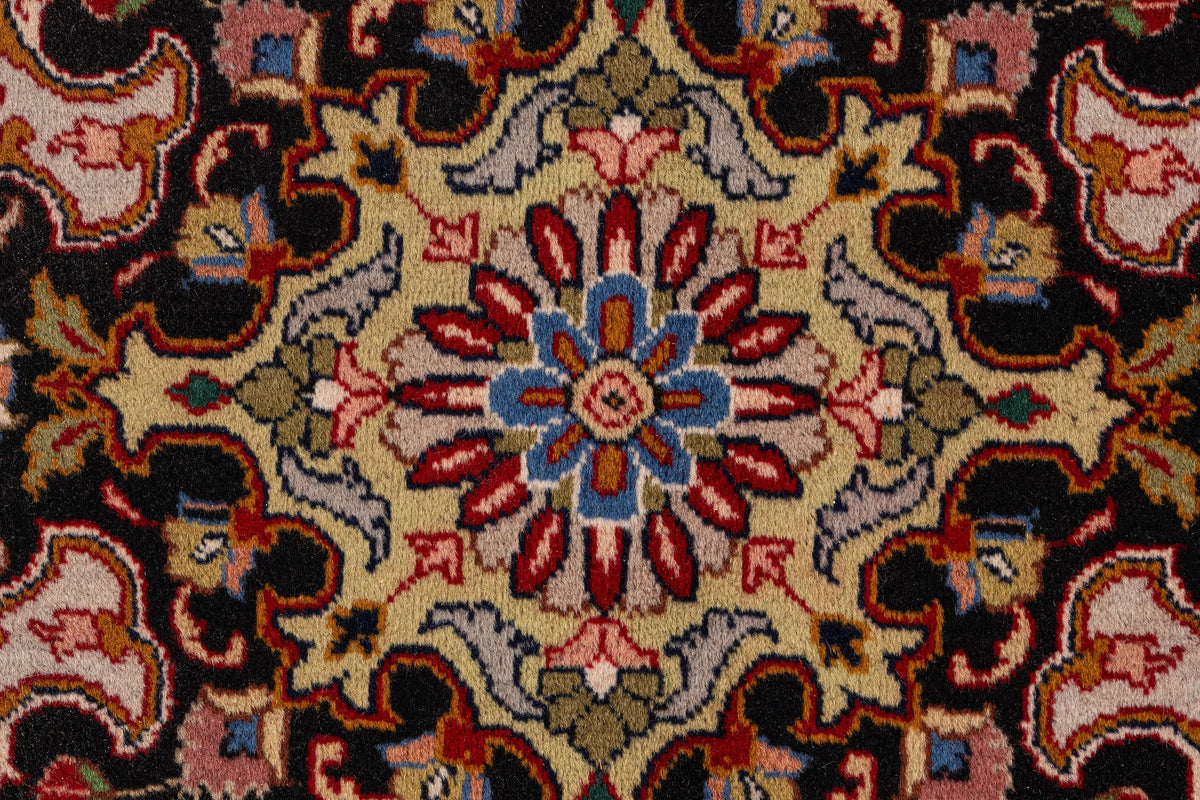 394 x 289 Täbriz