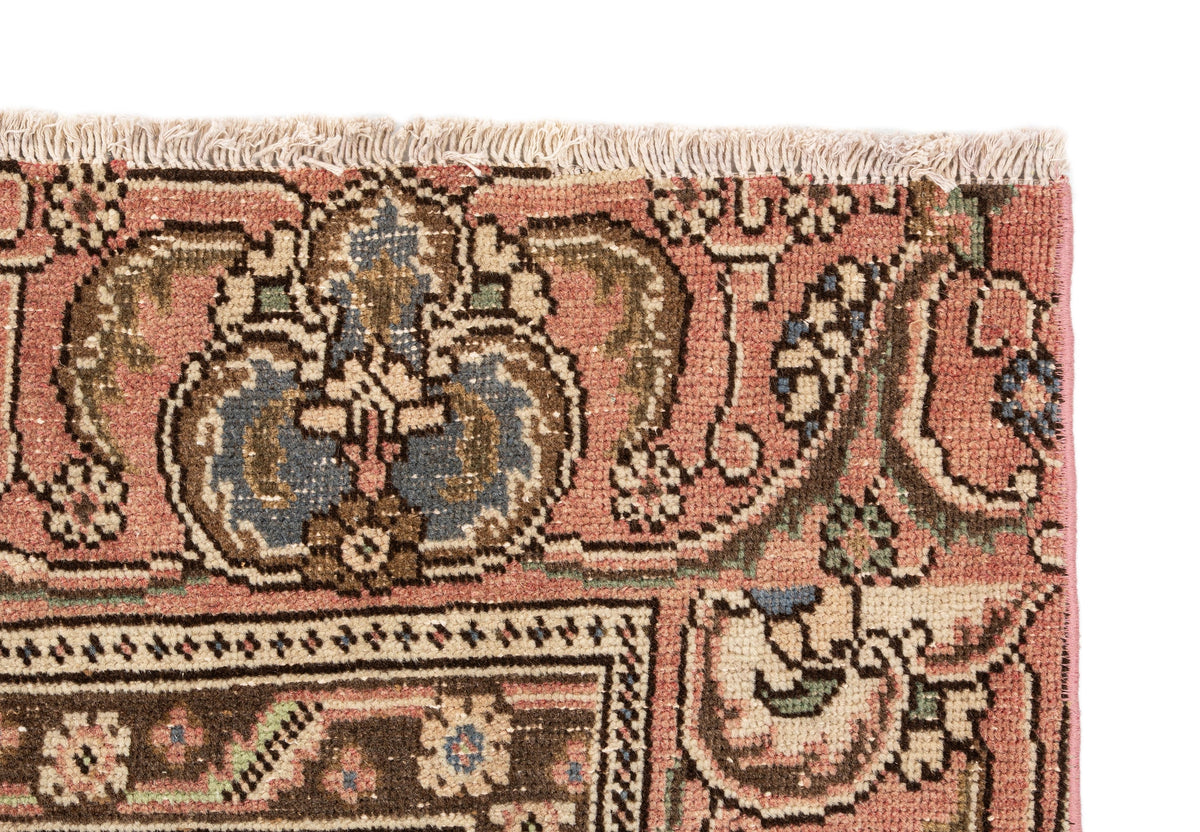 366 x 270 Vintage Royal
