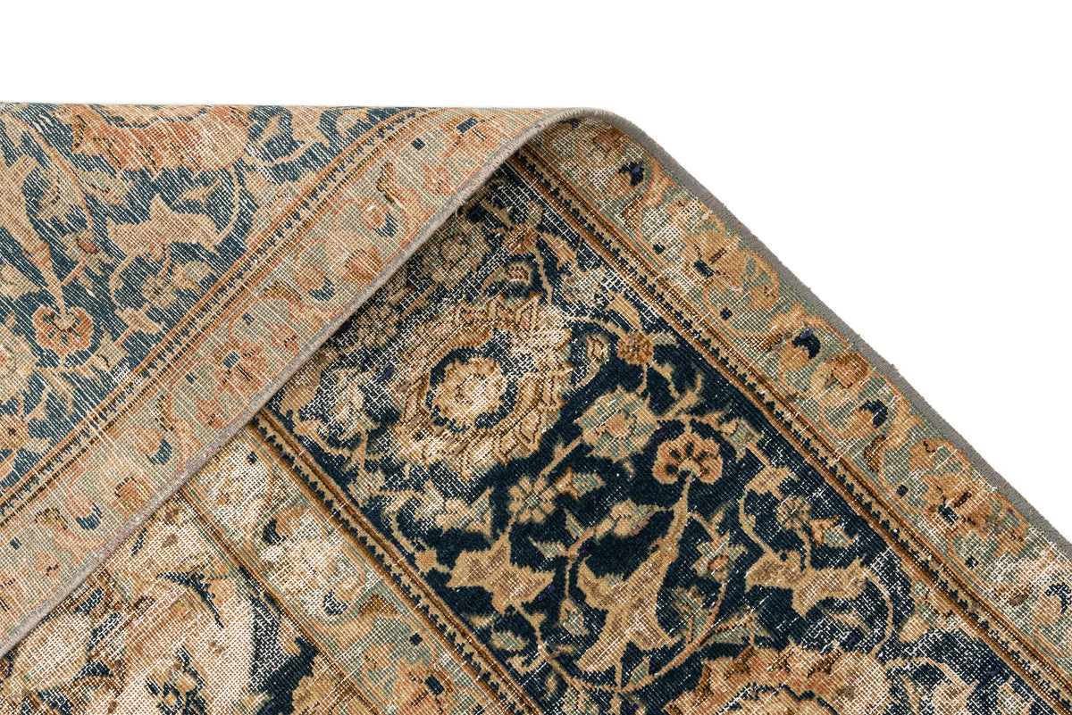 380 x 273 Vintage Royal