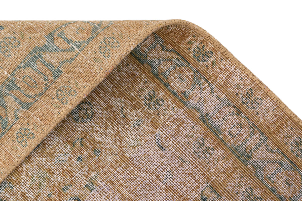 441 x 205 Vintage Royal
