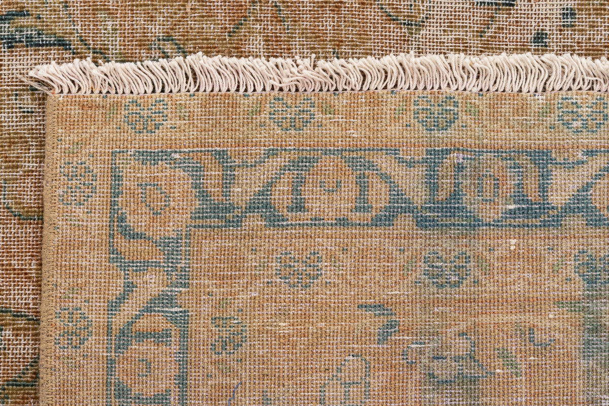 441 x 205 Vintage Royal