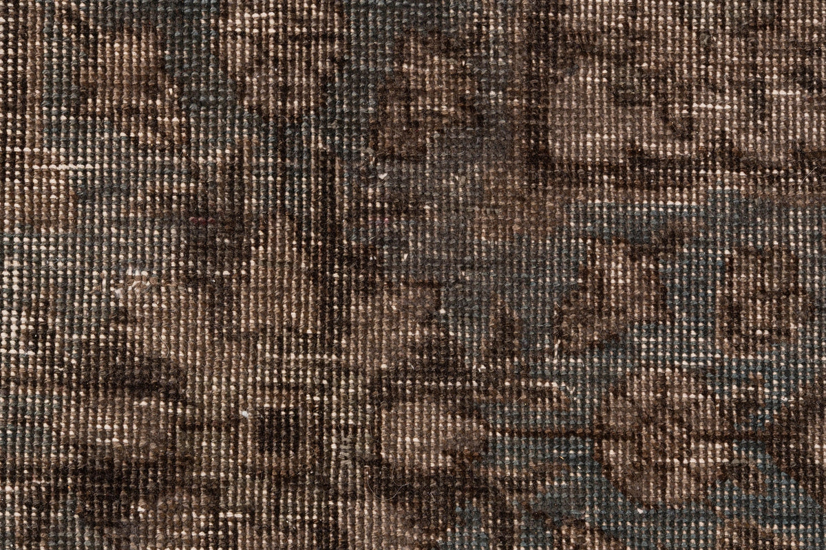 410 x 284 Vintage Royal