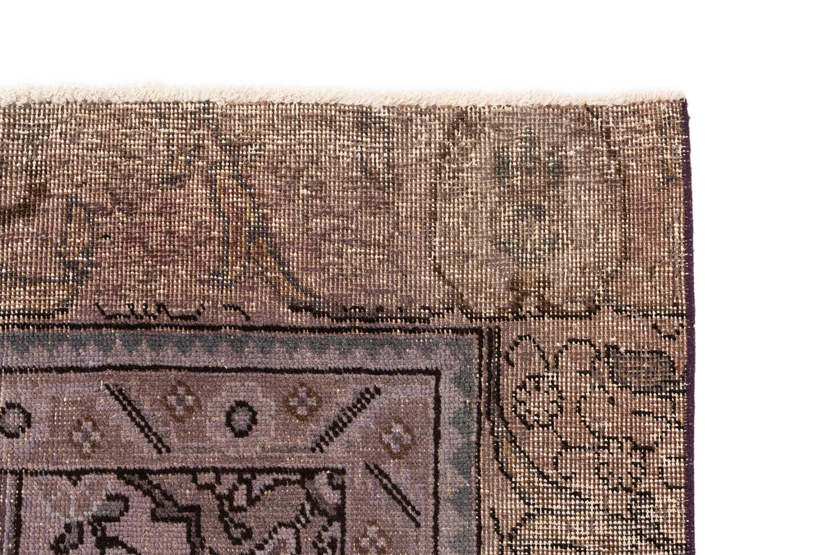 294 x 215 Vintage Royal