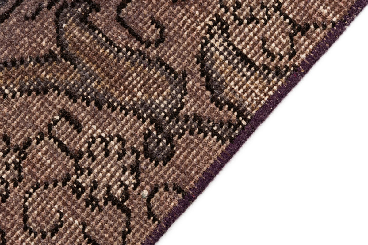 294 x 215 Vintage Royal