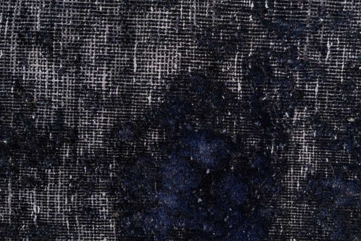 273 x 200 Vintage Royal