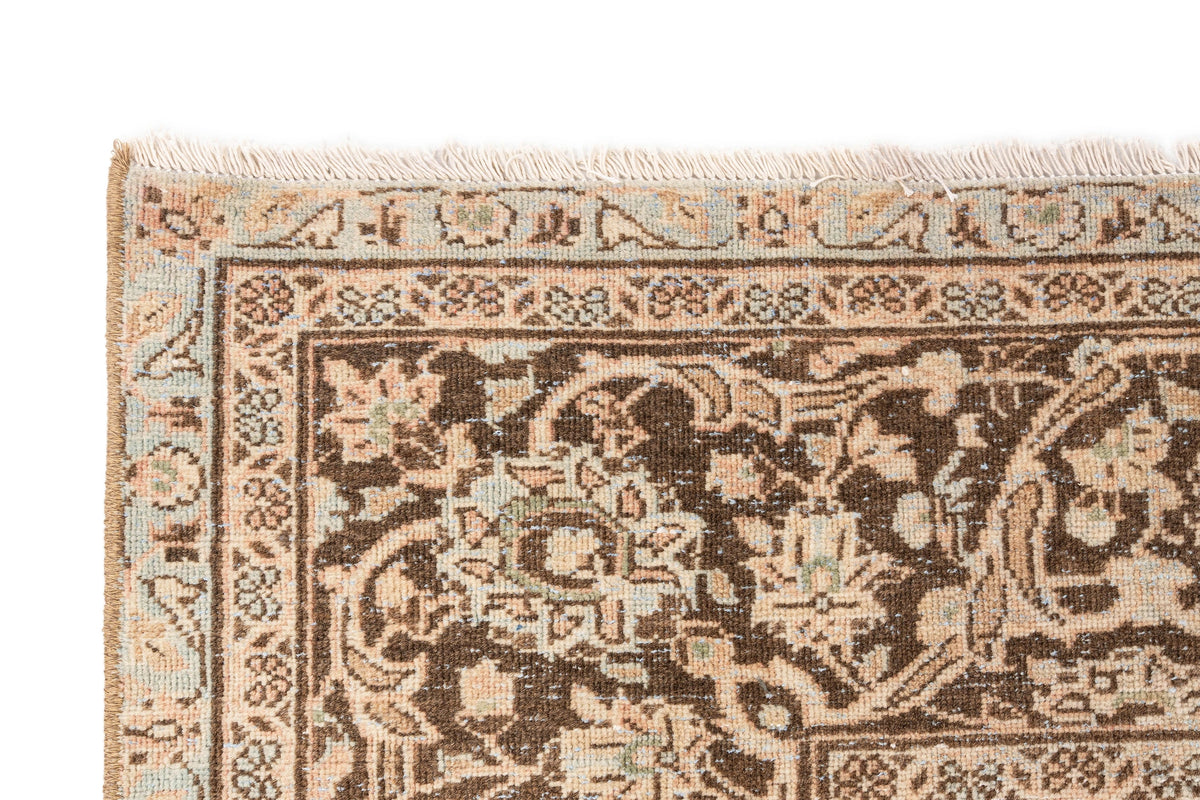 390 x 279 Vintage Royal