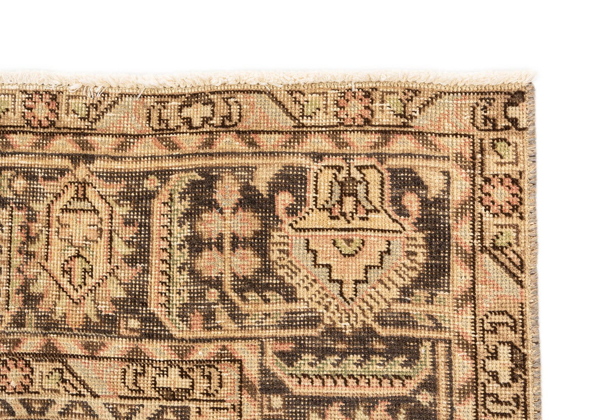 325 x 246 Vintage Royal