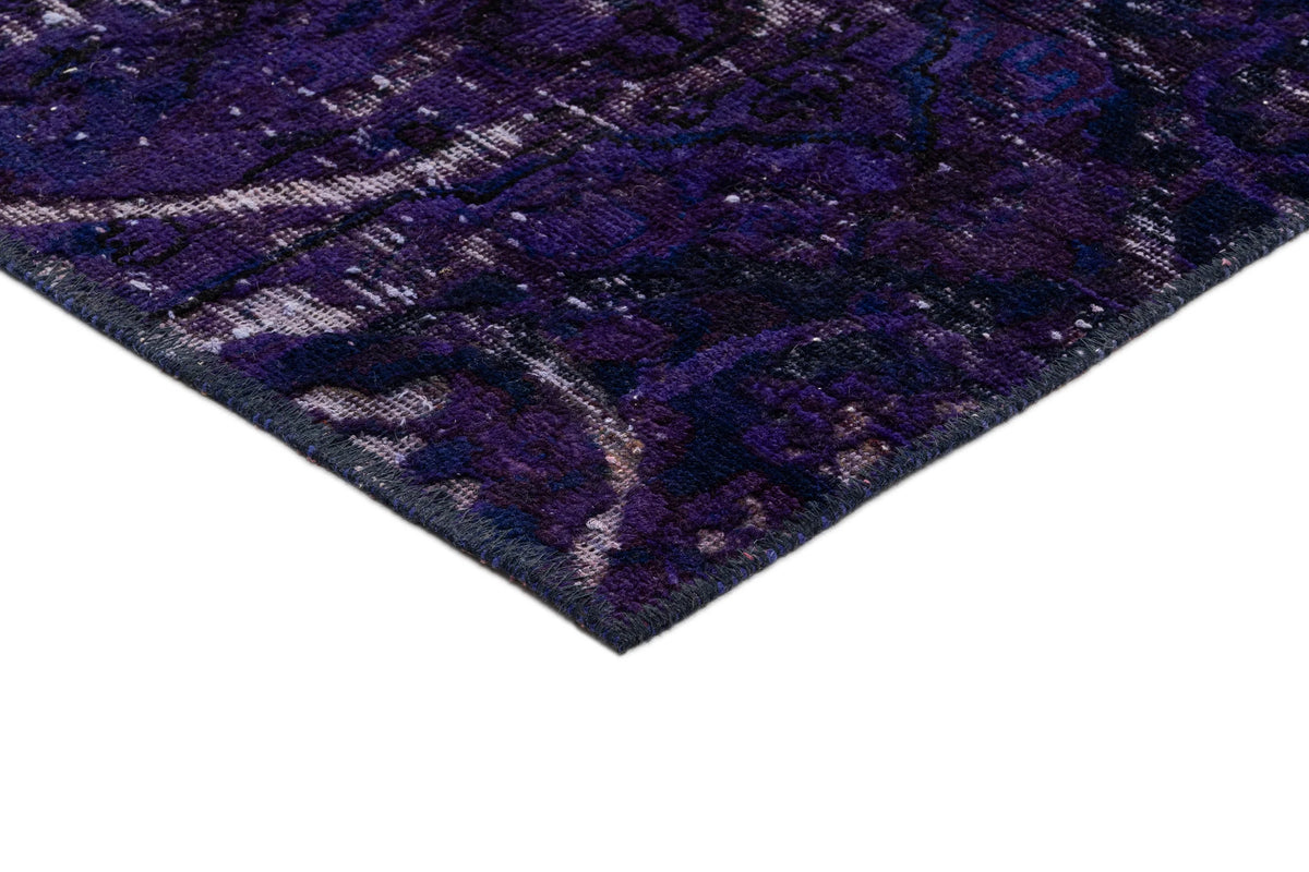 273 x 258 Vintage Royal