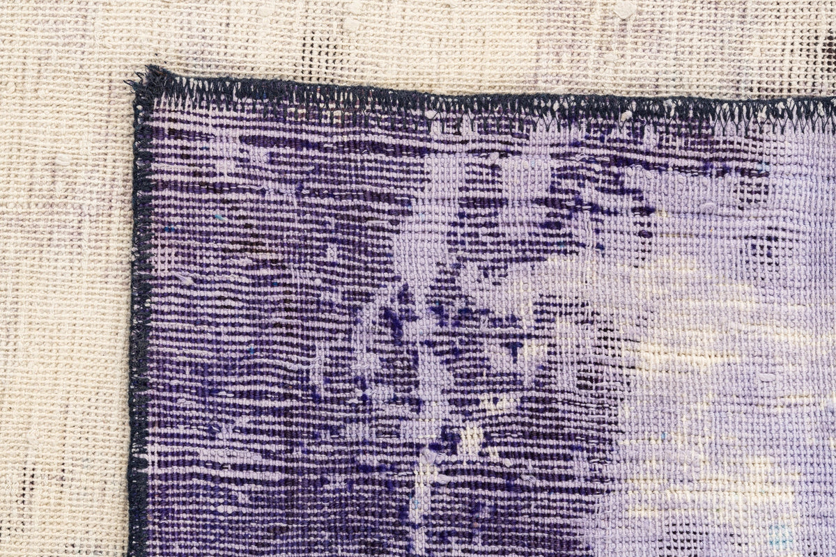 319 x 257 Vintage Royal