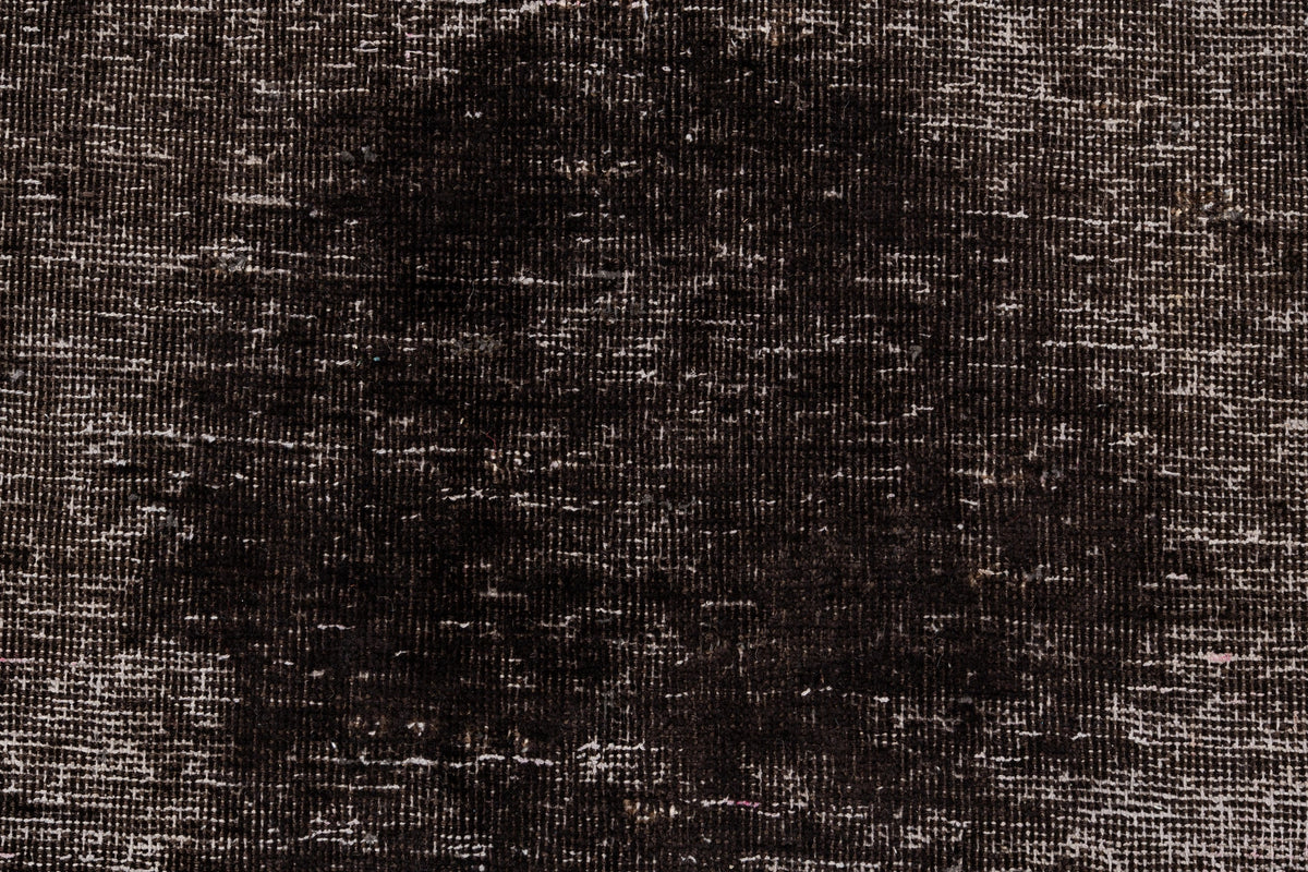 297 x 225 Vintage Royal