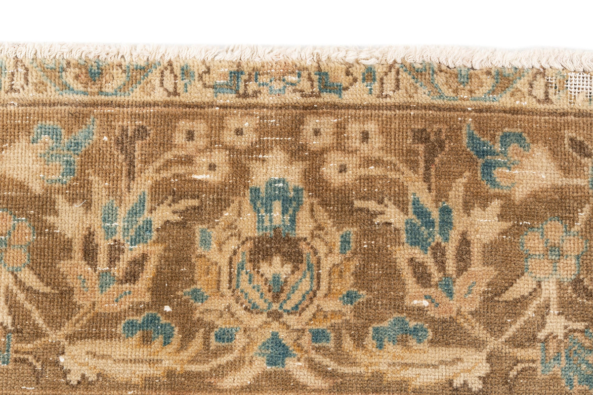 256 x 171 Vintage Royal
