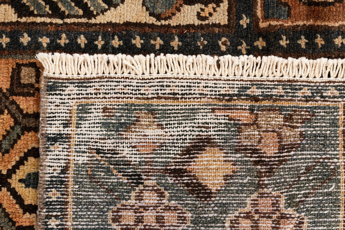 295 x 222 Vintage Royal