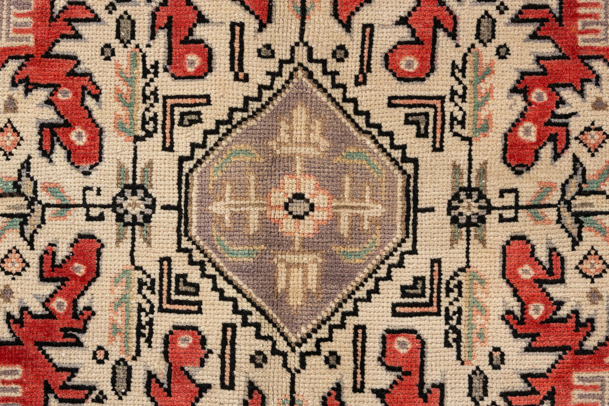 295 x 198 Vintage Royal