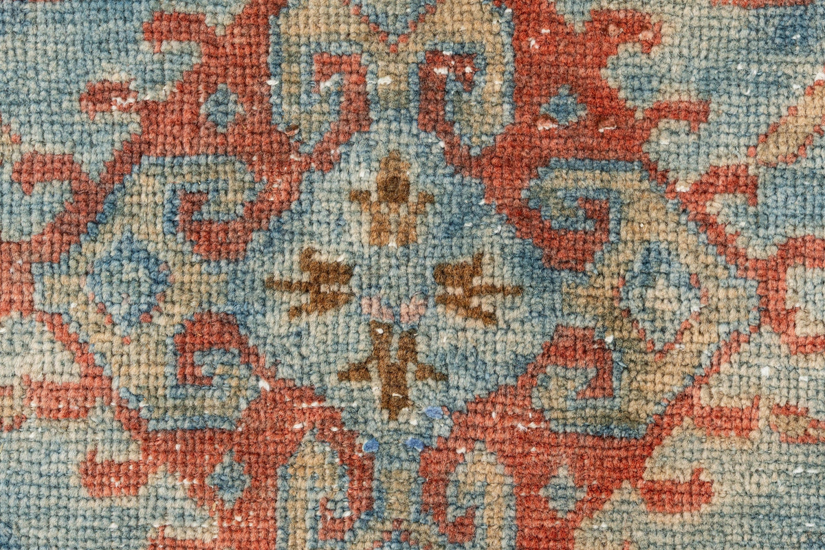340 x 188 Vintage Royal