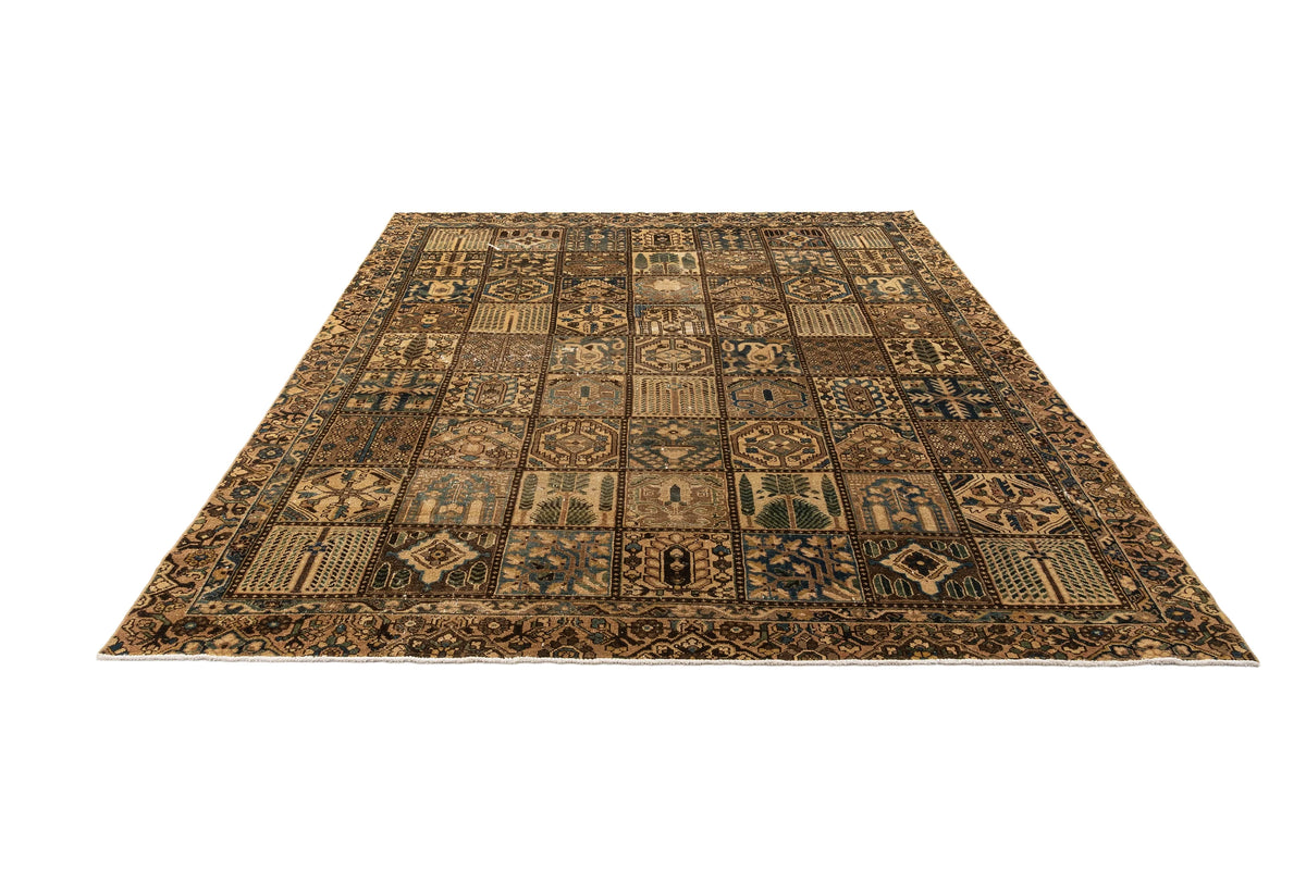 320 x 256 Vintage Royal