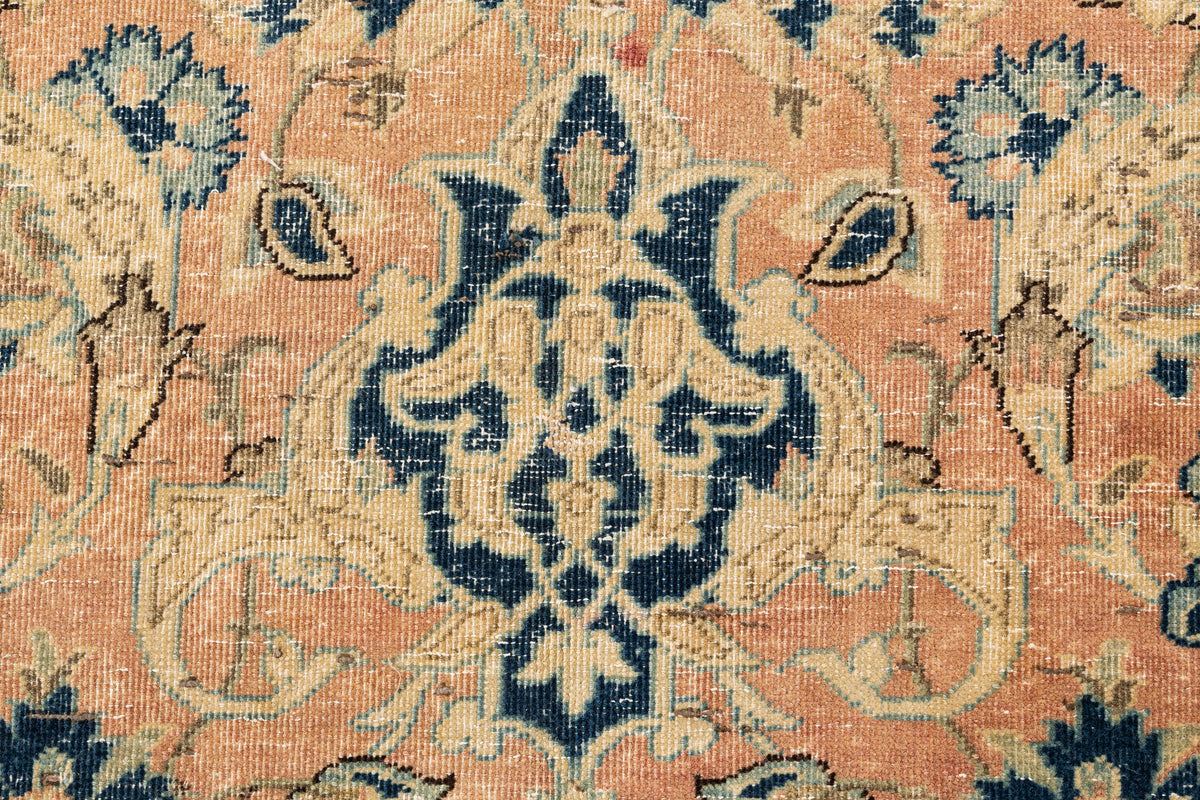 395 x 276 Vintage Royal