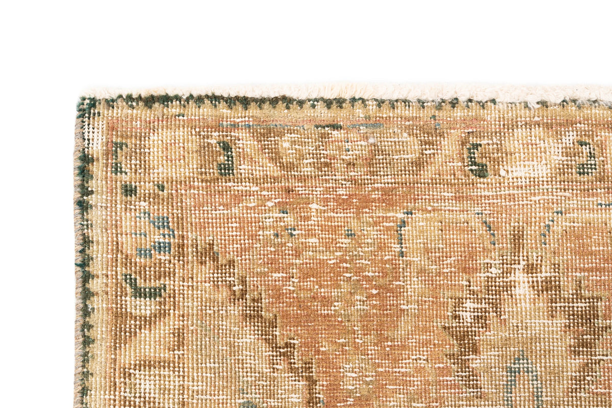 388 x 296 Vintage Royal