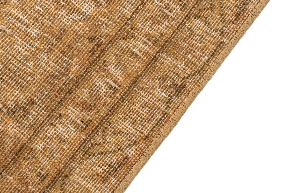 400 x 277 Vintage Royal