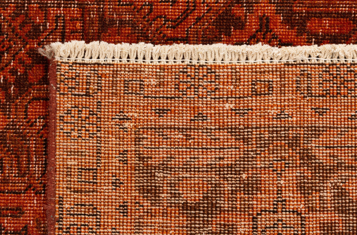 328 x 244 Vintage Royal