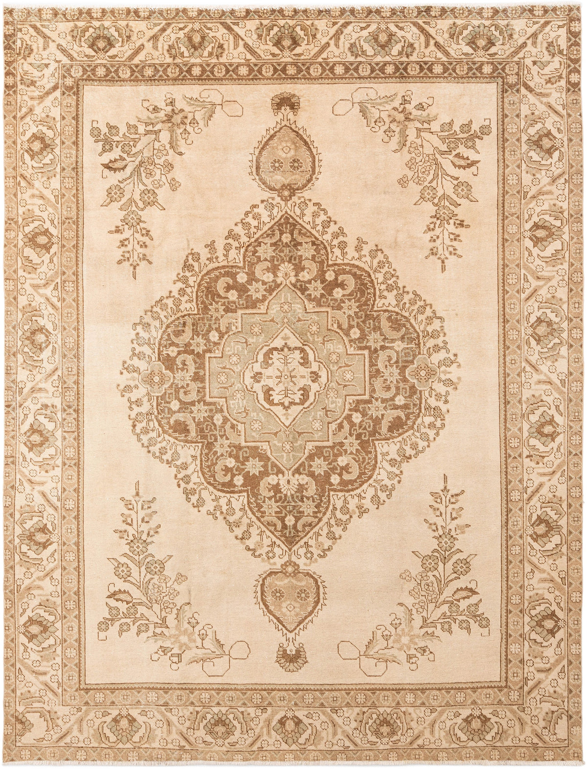 368 x 283 Vintage Royal