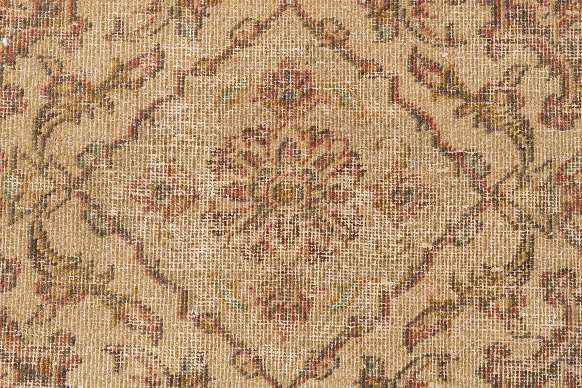 391 x 279 Vintage Royal