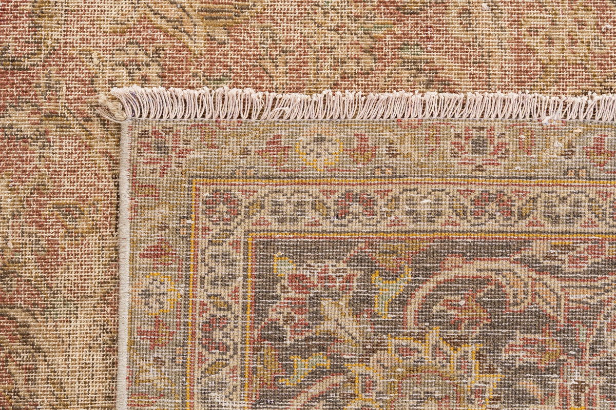 391 x 279 Vintage Royal