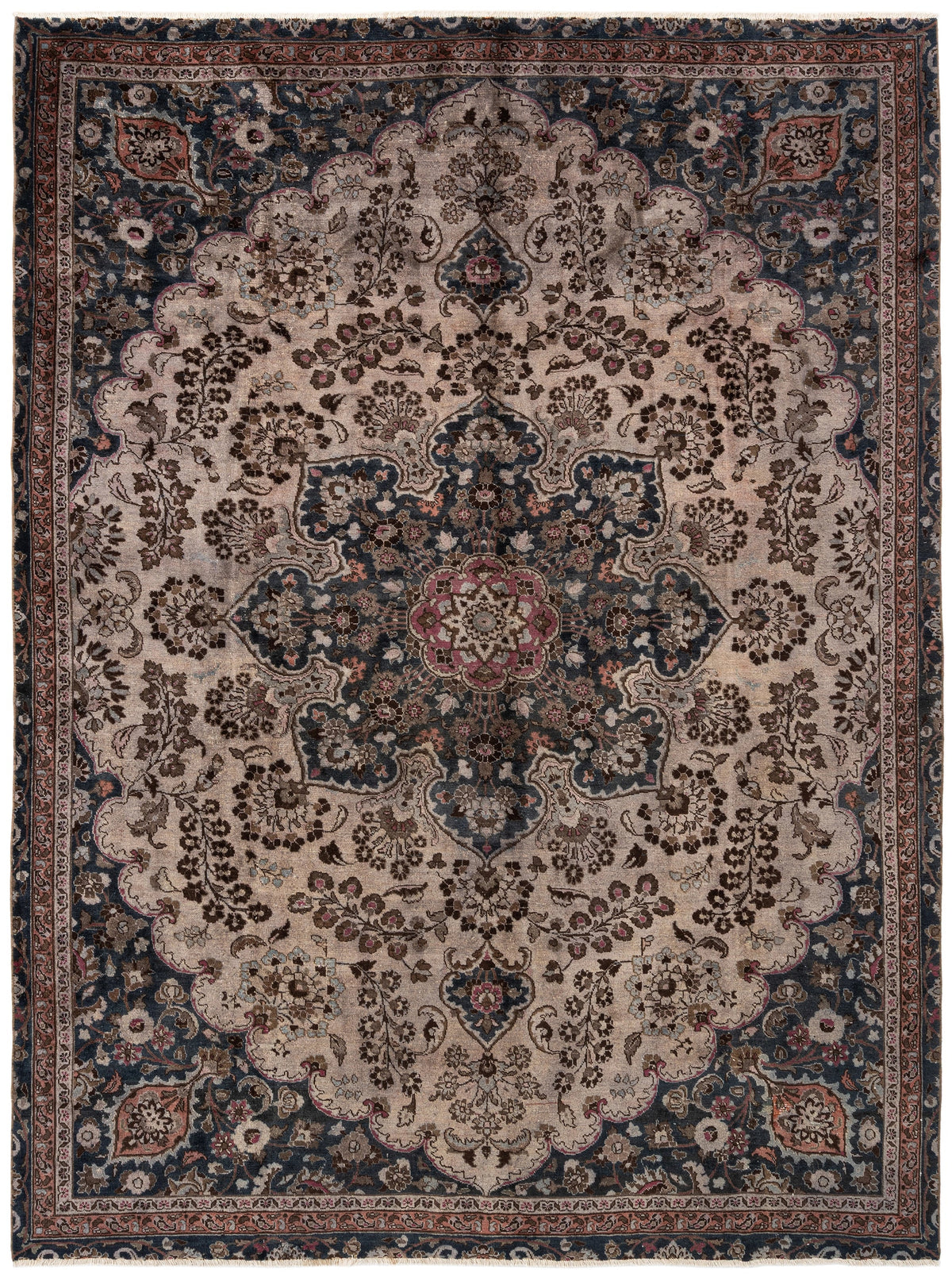 338 x 252 Vintage Royal