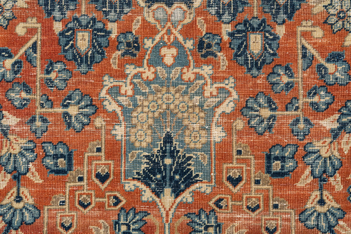 395 x 255 Vintage Royal