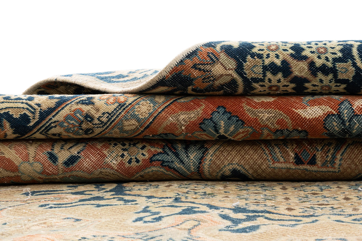 395 x 255 Vintage Royal