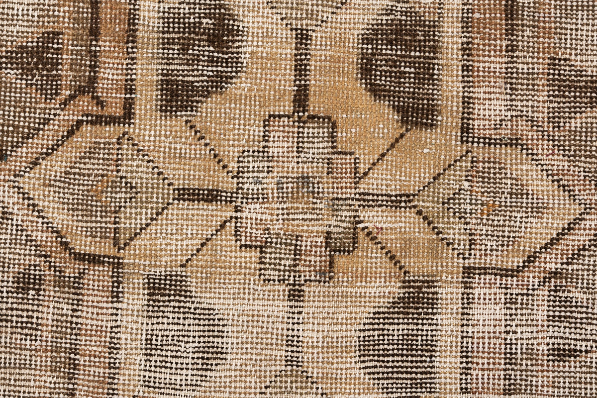 260 x 148 Vintage Royal