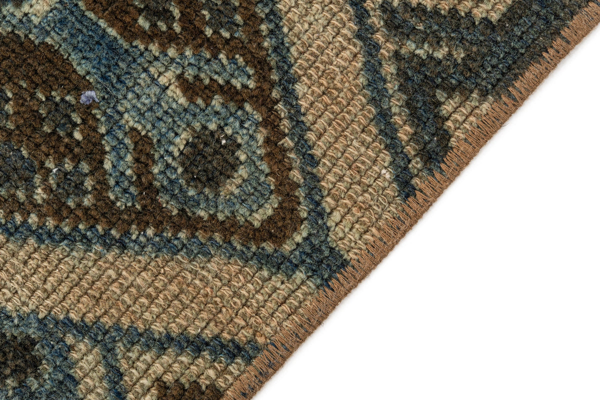 261 x 150 Vintage Royal